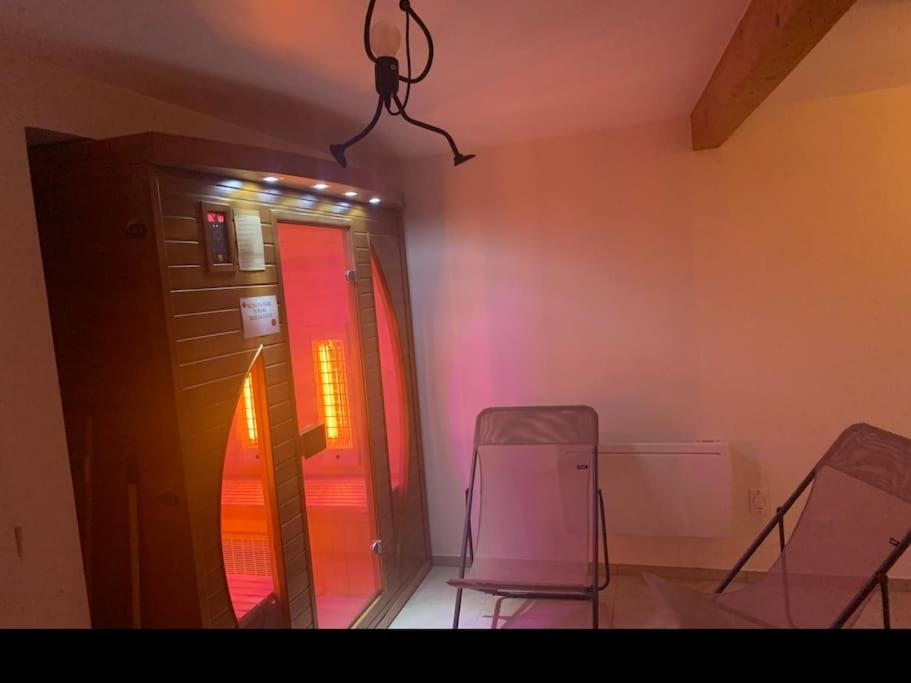 Aouste-sur-Sye Maison Entiere Avec Sauna Privatif Sauna Sur Sye מראה חיצוני תמונה