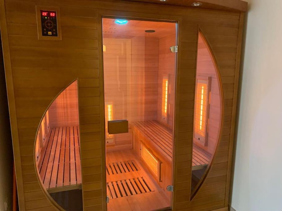Aouste-sur-Sye Maison Entiere Avec Sauna Privatif Sauna Sur Sye מראה חיצוני תמונה